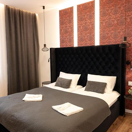 Luxury Apartments Laborca 우주고로트 외부 사진