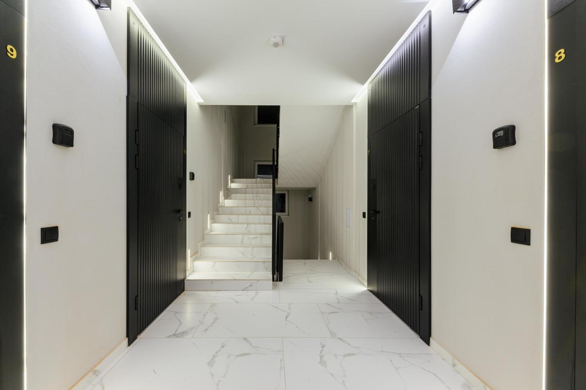 Luxury Apartments Laborca 우주고로트 외부 사진