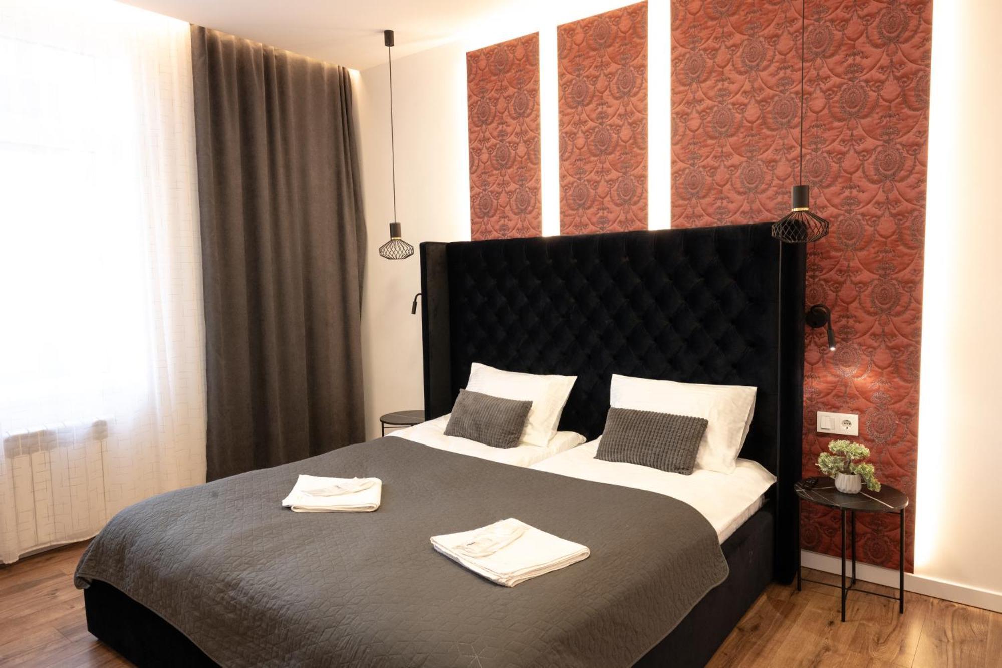 Luxury Apartments Laborca 우주고로트 외부 사진