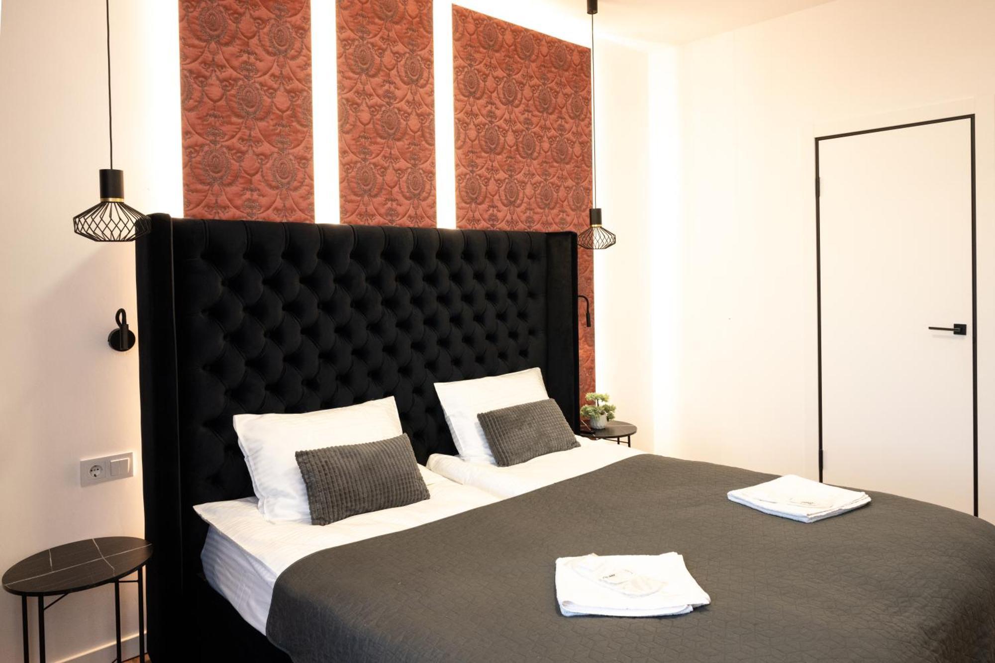 Luxury Apartments Laborca 우주고로트 외부 사진